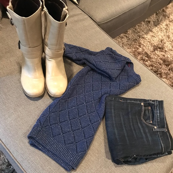 💦Blue Sweater💦 - Picture 3 of 4